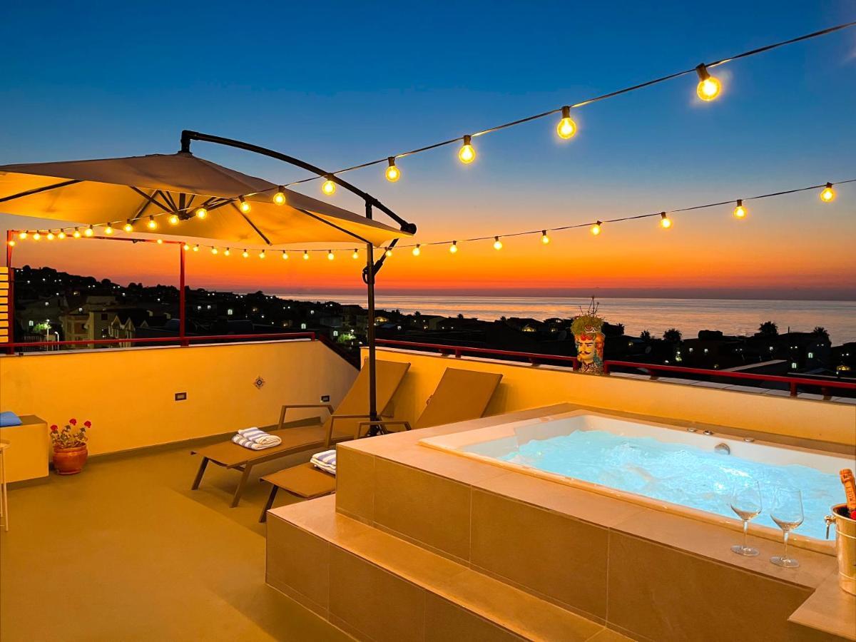 Duca D'Aosta Terrace, Skypool & Sauna Acquedolci Dış mekan fotoğraf